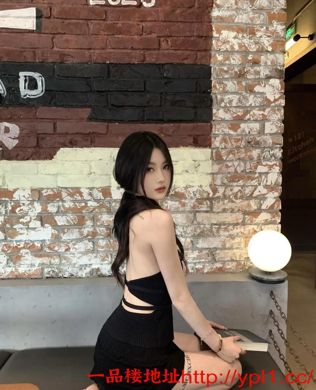9d63415a93bc87552381fcc2e7bd40b7.jpg