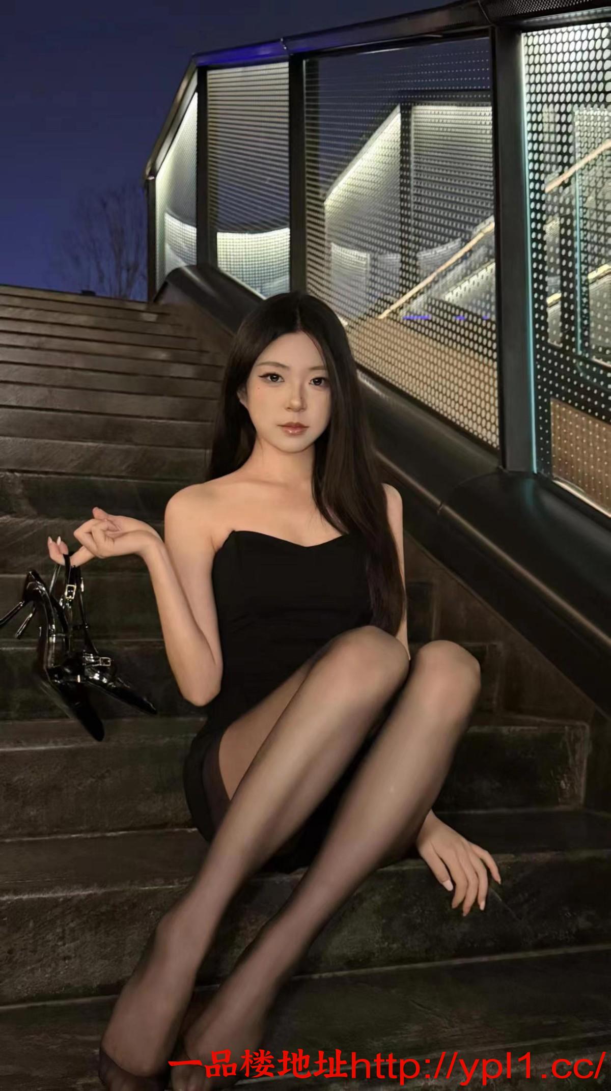 f1ff9e46cb750630d570f815365510f0.jpg